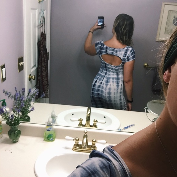 Tie dye fitted maxi dress - Picture 2 of 6